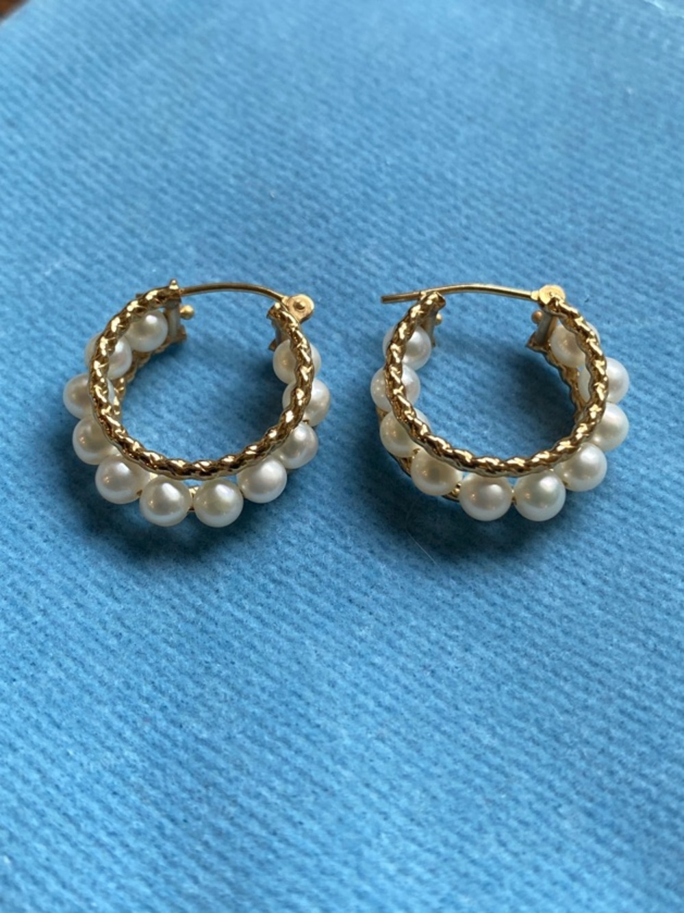 Gold Tone Pearl Beaded Hoop Earrings